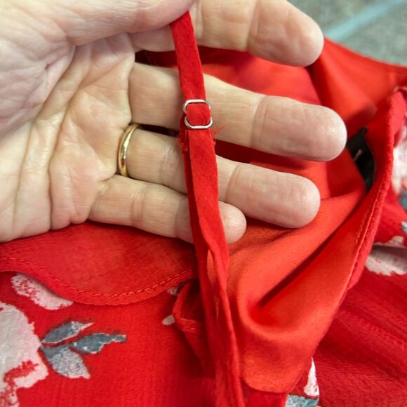 Lulus Love in Bloom Red Floral Print Chiffon Off-The-Shoulder Hi-Low Dress Sz XS - Picture 9 of 16